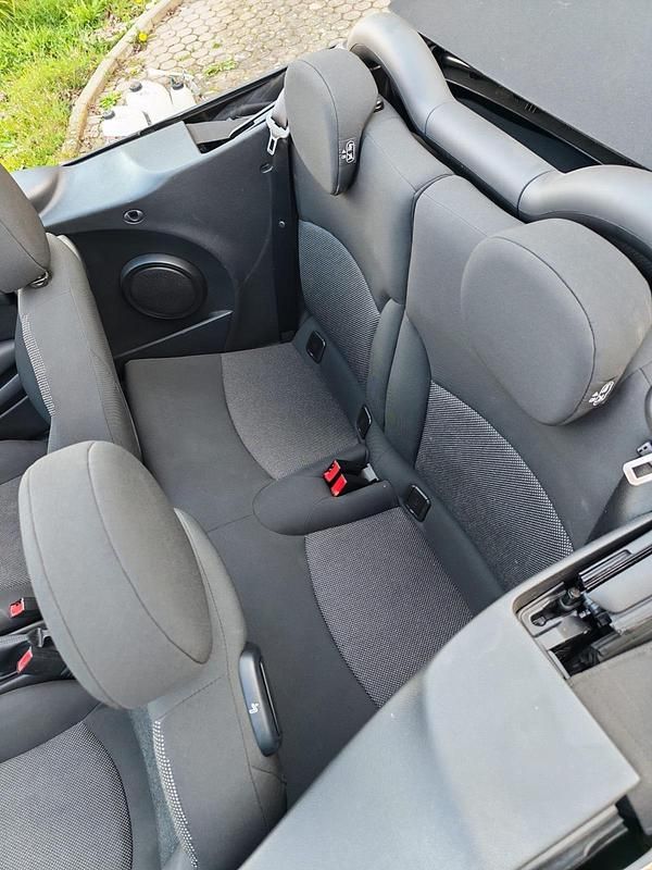 Gebraucht Mini Cooper Cabriolet 97 PS (71 kW) 2015 Schwarz Cabrio