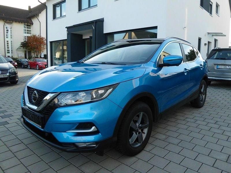 Blau Gebraucht 2020 Nissan Qashqai Zama SUV | 13.990 € (Superpreis) - Bild 1/4