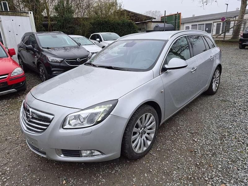 Silber Gebraucht 2009 Opel Insignia Cosmo Kombi | 4.980 € (Guter Preis) - Bild 1/4