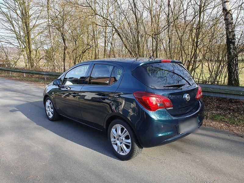 Gebraucht Opel Corsa 90 PS (66 kW) 2016 Grün Kleinwagen
