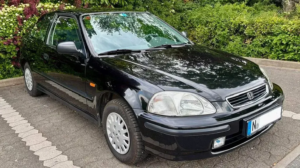 Usata Honda Civic S 90 CV (66 kW) 1997 Nero Berlina