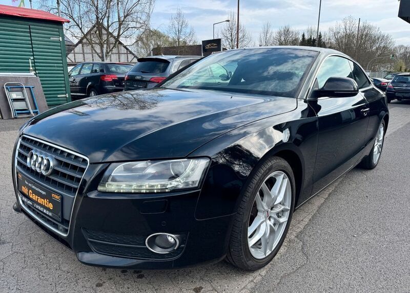 Schwarz Gebraucht 2009 Audi A5 Design Coupé | 10.500 € (Etwas zu teuer) - Bild 1/4