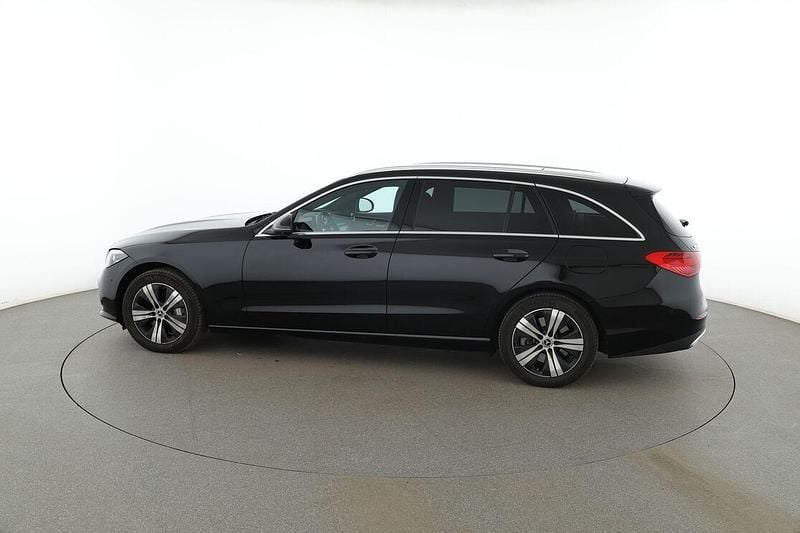 Gebraucht Mercedes C300e Avantgarde 129 PS (94 kW) 2025 Schwarz Kombi