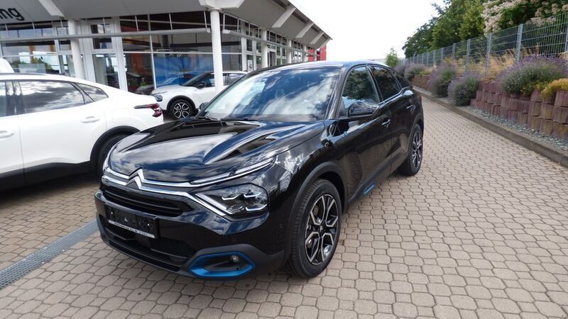 Schwarz Gebraucht 2023 Citroën e-C4 Shine Limousine | 23.980 € (Fairer Preis) - Bild 1/4