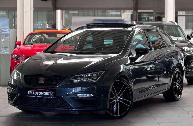 Grau Gebraucht 2020 Cupra Leon Limousine | 27.990 € (Fairer Preis) - Bild 1/4