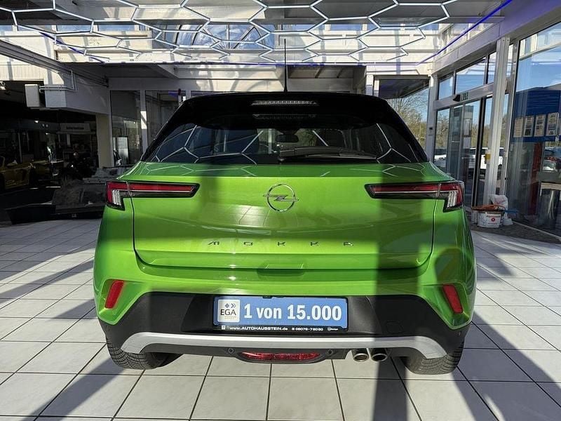 Gebraucht Opel Mokka Elegance 131 PS (96 kW) 2023 Matcha green/ikone gruen SUV