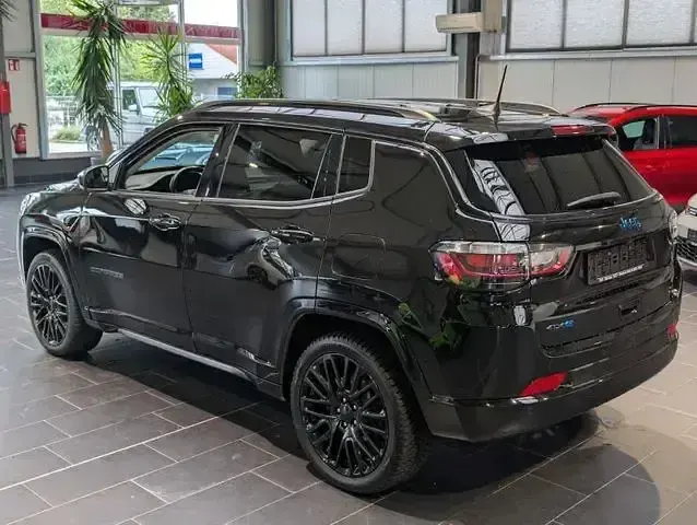 Occasion Jeep Compass 179 ch (131 kW) 2022 Noir SUV