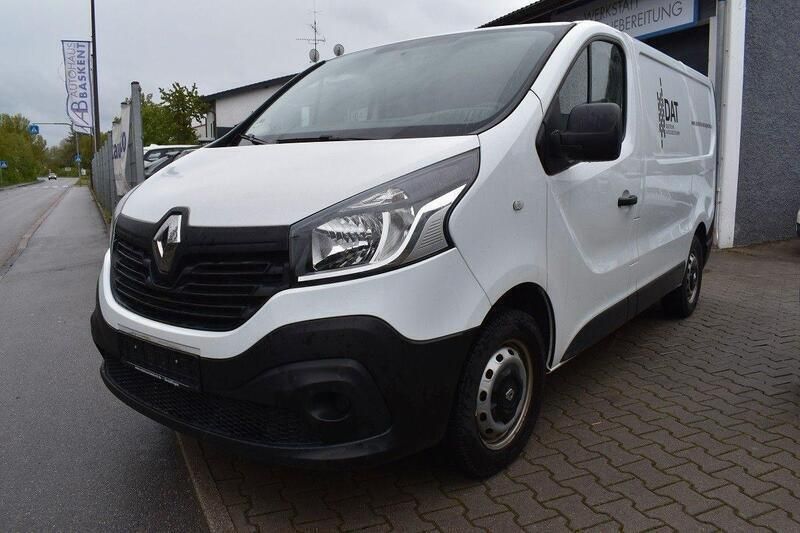 Gebraucht Renault Trafic Komfort 95 PS (69 kW) 2019 Weiß Van / Kleinbus