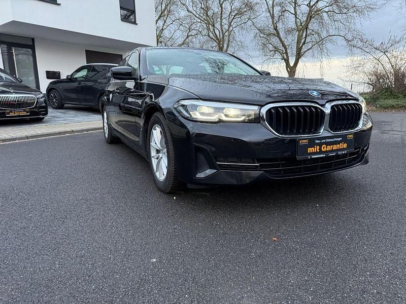 Gebraucht BMW 520 Performance 190 PS (139 kW) 2021 Schwarz Limousine