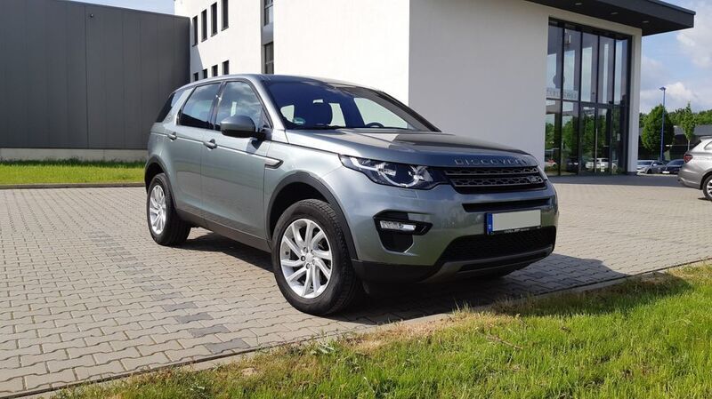 Grün Gebraucht 2016 Land Rover Discovery 4 SUV | 15.950 € - Bild 1/4