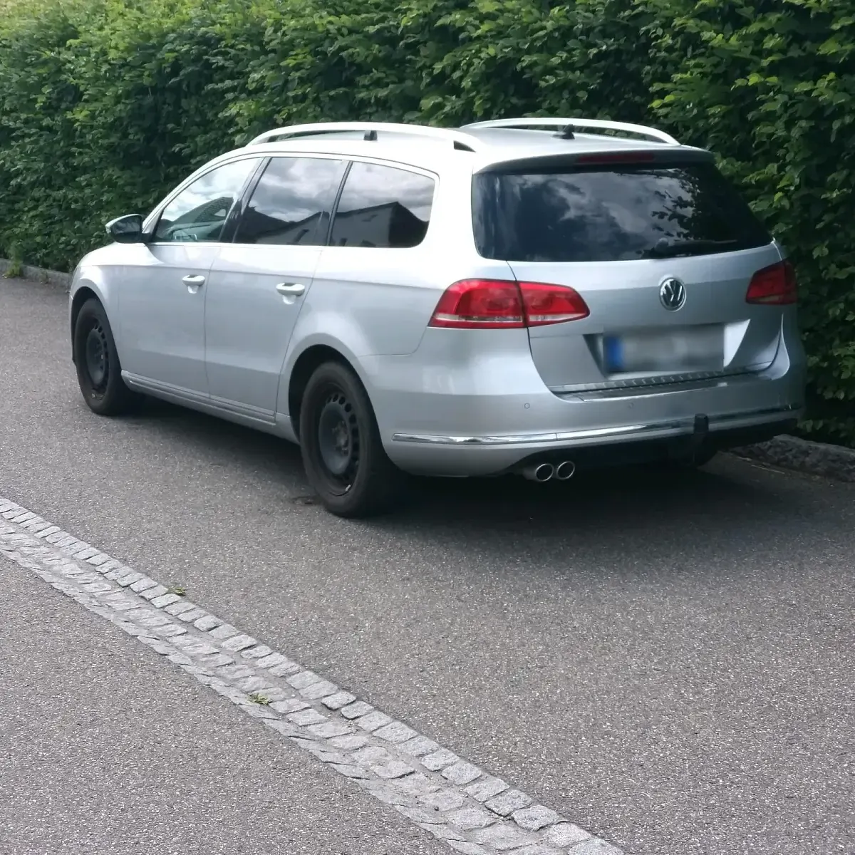 Gebraucht VW Passat 140 PS (102 kW) 2013 Grau Kombi