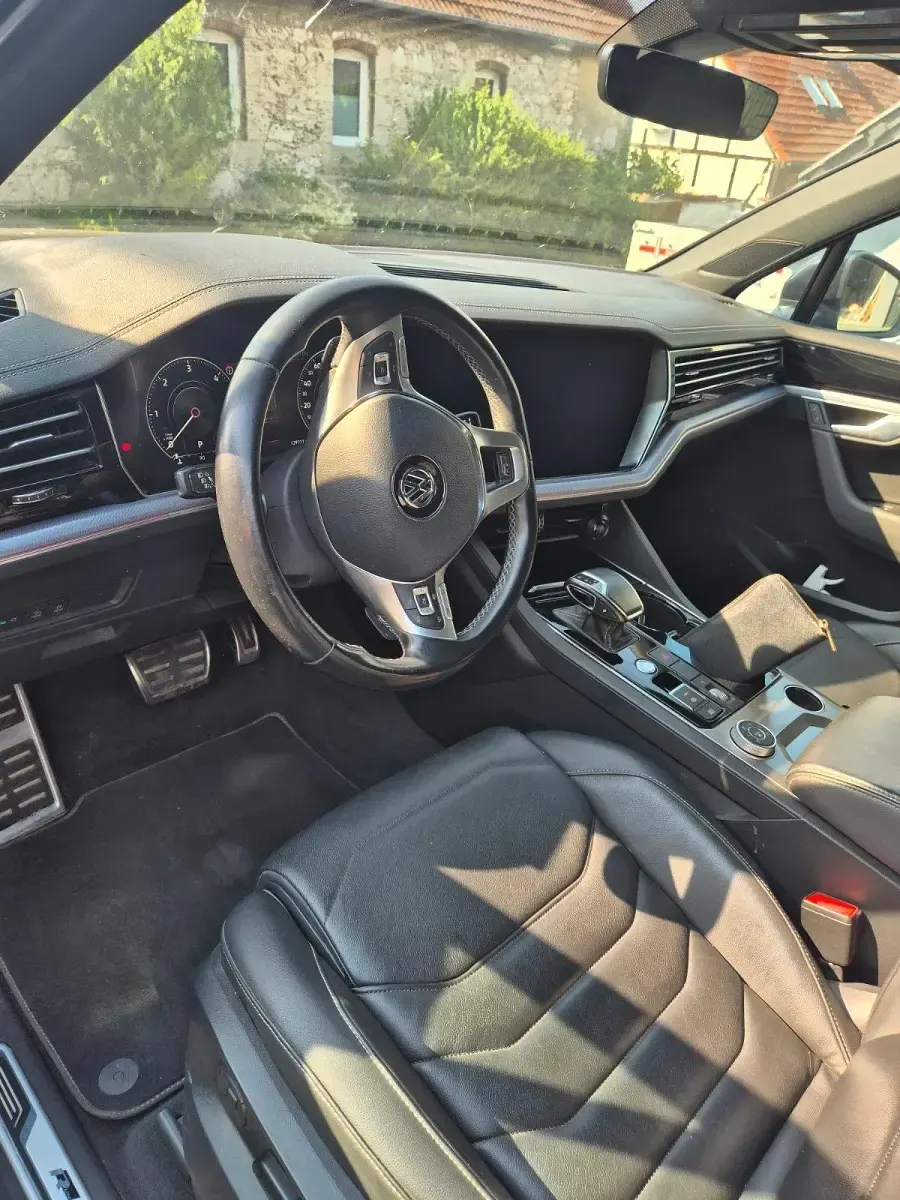 Gebraucht VW Touareg R-line 286 PS (210 kW) 2018 Schwarz SUV