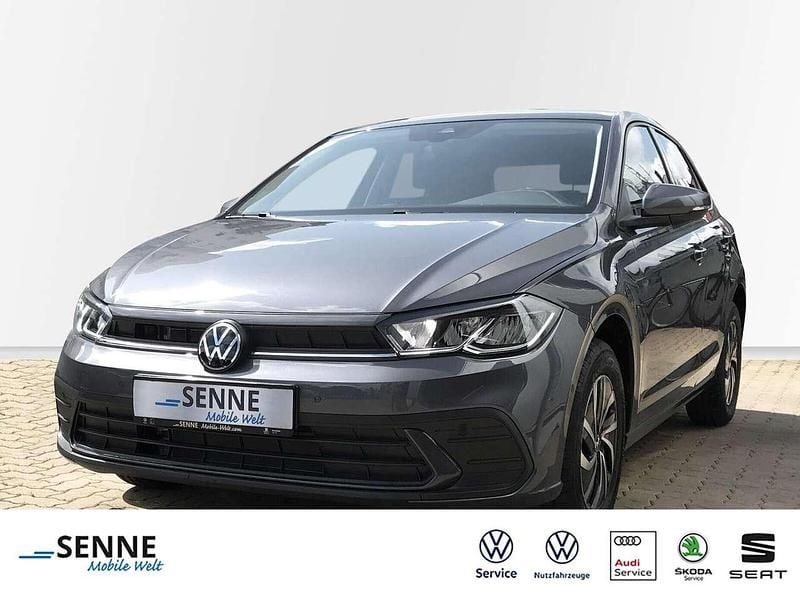 Grau Neu 2024 VW Polo Life Limousine | 23.980 € (Guter Preis) - Bild 1/4