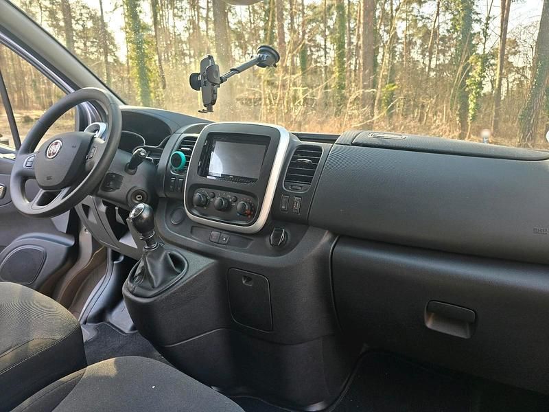 Gebraucht Fiat Talento 121 PS (88 kW) 2019 Silber Van / Kleinbus