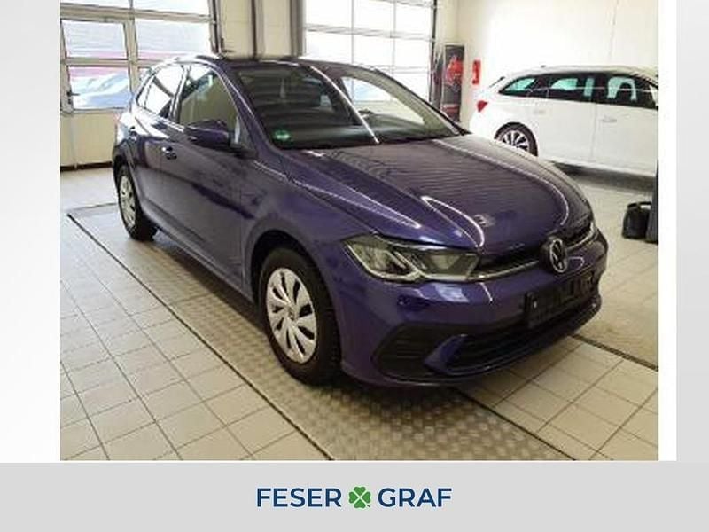 Gebraucht VW Polo Life 80 PS (58 kW) 2022 Vibrant violet metallic Kleinwagen