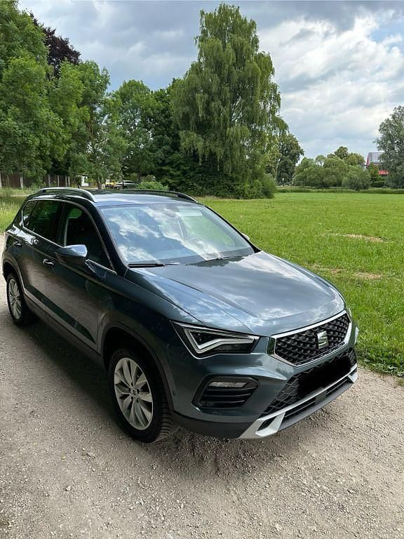 Grau Gebraucht 2022 Seat Ateca Style SUV | 24.500 € (Fairer Preis) - Bild 1/4