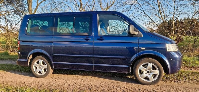 Second-hand VW T5 179 CP (131 kW) 2003 Albastru Van