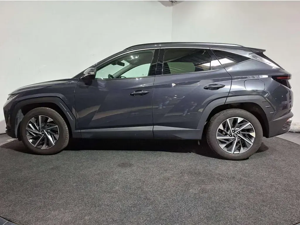 Gebraucht Hyundai Tucson 116 PS (85 kW) 2023 Grau SUV
