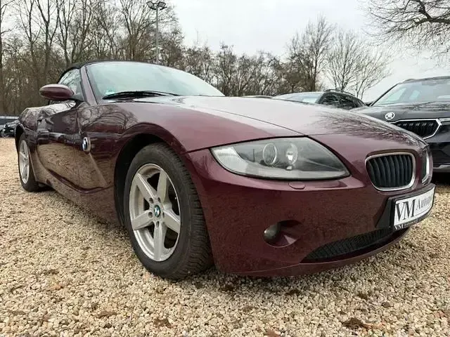 Gebraucht BMW Z4 Sport Line 170 PS (125 kW) 2005 Rot Cabrio