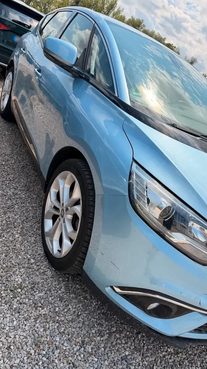 Gebraucht Renault Scénic III 116 PS (85 kW) 2017 Blau Van / Kleinbus