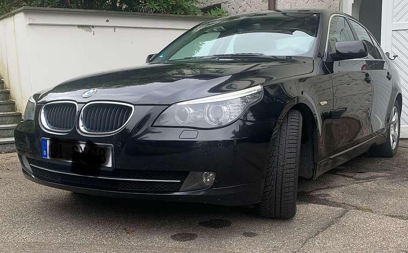 Gebraucht BMW 520 177 PS (130 kW) 2008 Schwarz Limousine