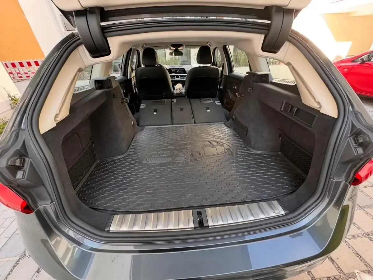 Gebraucht BMW 320 Luxury Line 190 PS (139 kW) 2020 Grau Kombi