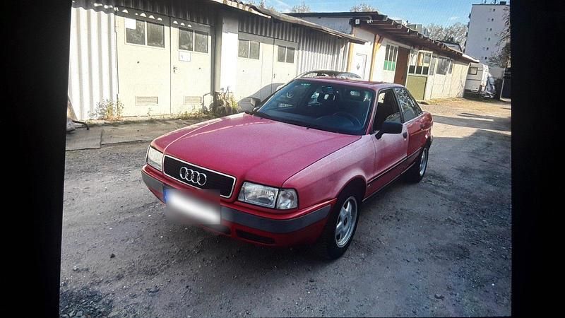 Second-hand Audi 80 90 CP (66 kW) 1994 Roșu Berlinǎ