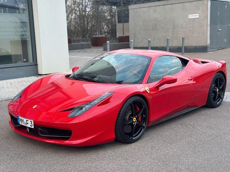 Rot Gebraucht 2011 Ferrari 458 Coupé | 205.000 € (Fairer Preis) - Bild 1/4