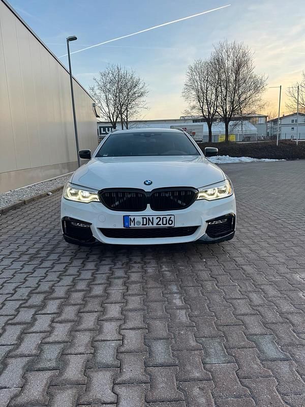 Używany BMW 520 Shadowline 190 KM (139 kW) 2018 Biały Kombi