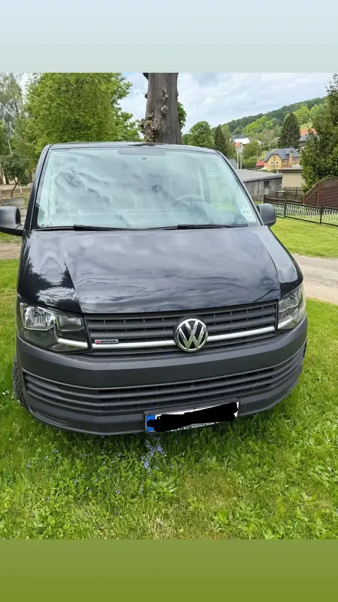 Używany VW Transporter 150 KM (110 kW) 2017 Czarny Van