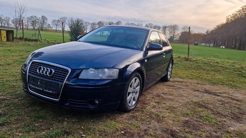 Blau Gebraucht 2004 Audi A3 Ambiente Coupé | 2.000 € (Superpreis) - Bild 1/4