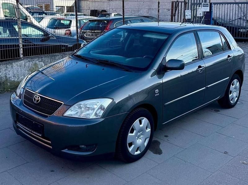 Gebraucht Toyota Corolla Sol 97 PS (71 kW) 2003 Platingrau mica metallic Limousine