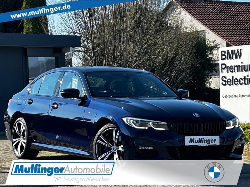Tansanitblau ii (metallic) Gebraucht 2020 BMW 330 Sport Line Limousine | 36.900 € (Fairer Preis) - Bild 1/4