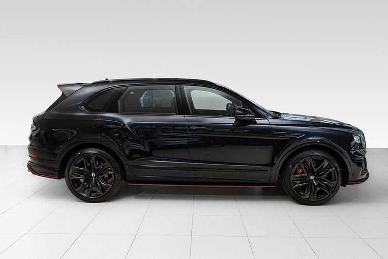 Neu Bentley Bentayga 650 PS (478 kW) 2026 Schwarz SUV