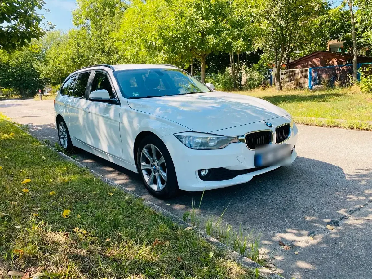 Gebraucht BMW 318 143 PS (105 kW) 2013 Weiß Kombi