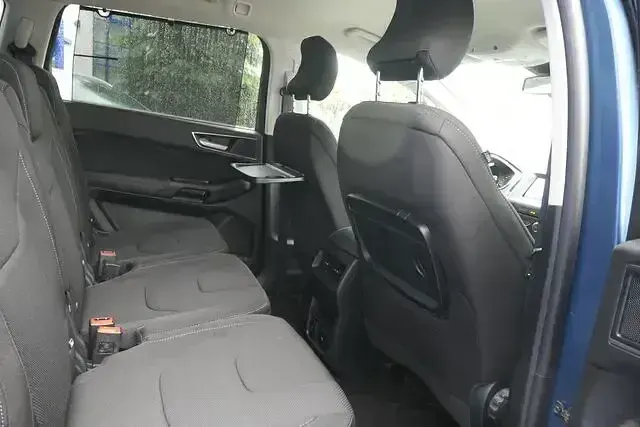 Gebraucht Ford S-MAX Titanium 150 PS (110 kW) 2022 Blau Van / Kleinbus