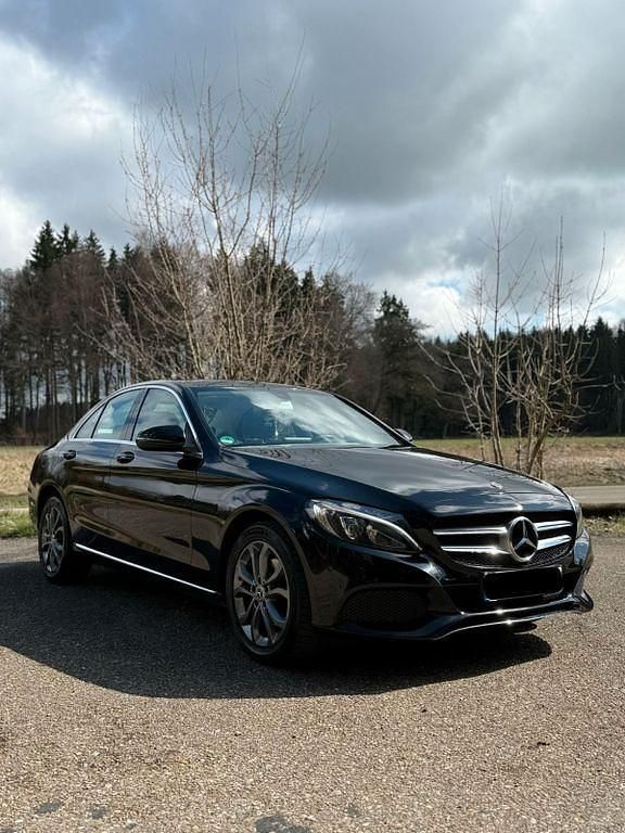 Gebraucht Mercedes C220 170 PS (125 kW) 2017 Schwarz Limousine