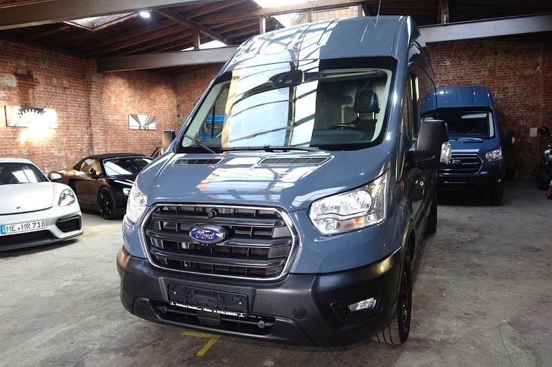 Grau Gebraucht 2021 Ford Transit Van / Kleinbus | 17.480 € - Bild 1/4