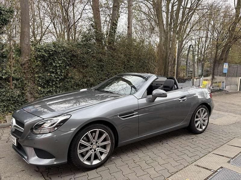 Gebraucht Mercedes SLC200 184 PS (135 kW) 2017 Grau Cabrio
