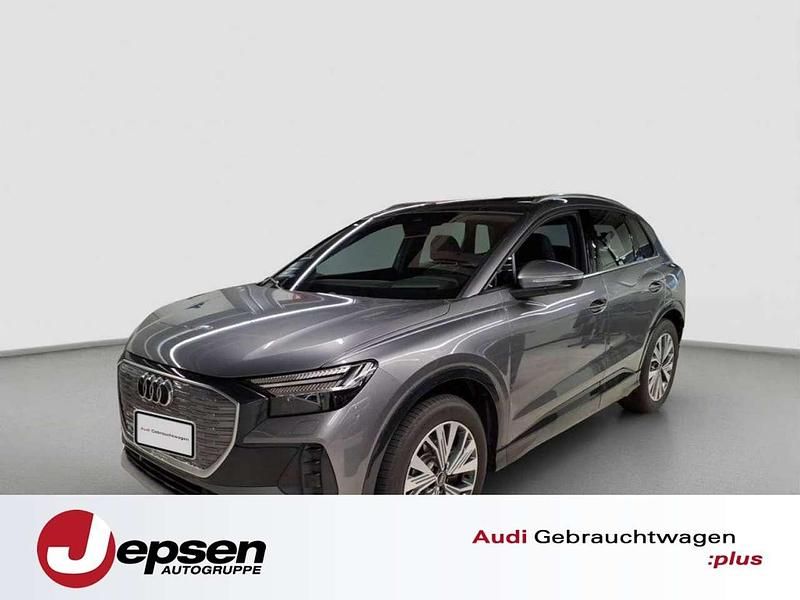 Taifungrau metallic Gebraucht 2024 Audi Q4 e-tron Ambiente SUV | 47.460 € - Bild 1/4