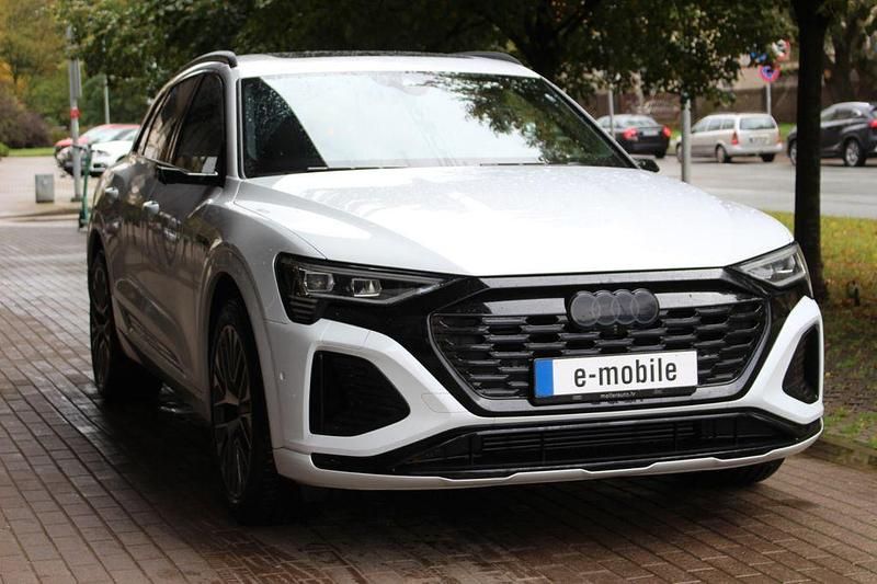 Gebraucht Audi Q8 e-tron S-Line 300 kW (408 PS) 2023 Weiß SUV
