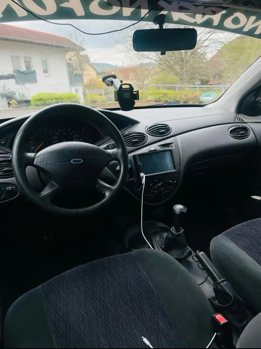 Gebraucht Ford Focus 80 PS (58 kW) 2000 Blau Kombi
