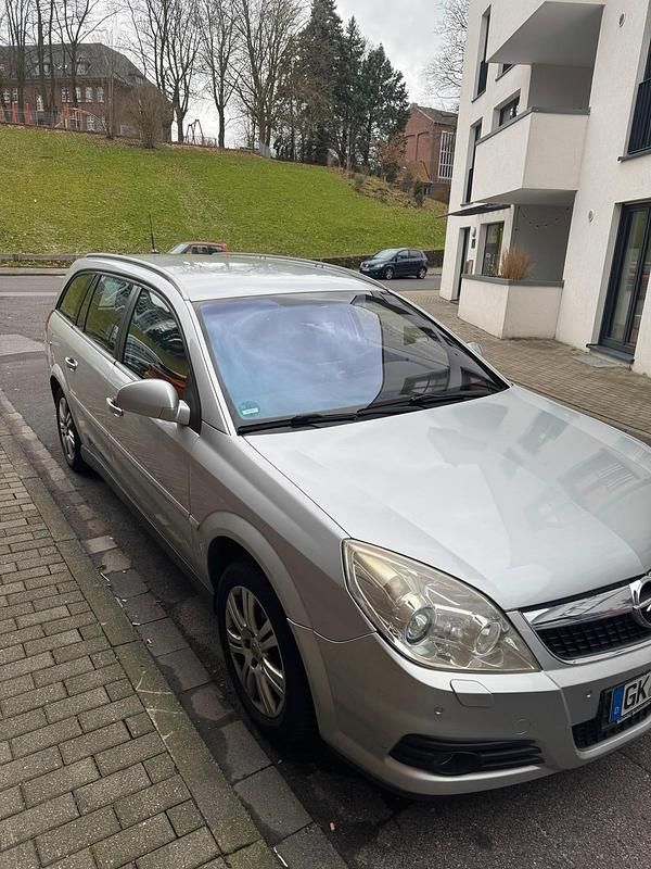 Gebraucht Opel Vectra 140 PS (102 kW) 2005 Silber Kombi