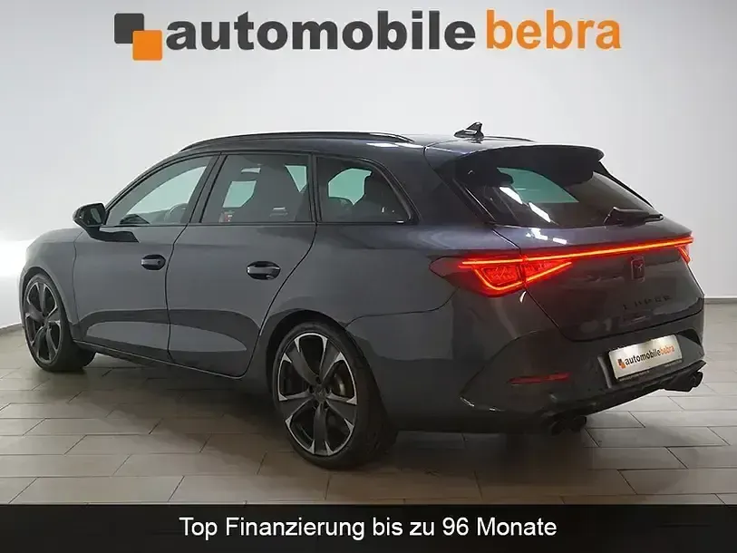Gebraucht Cupra Leon 300 PS (220 kW) 2024 Magnetic grau Kombi