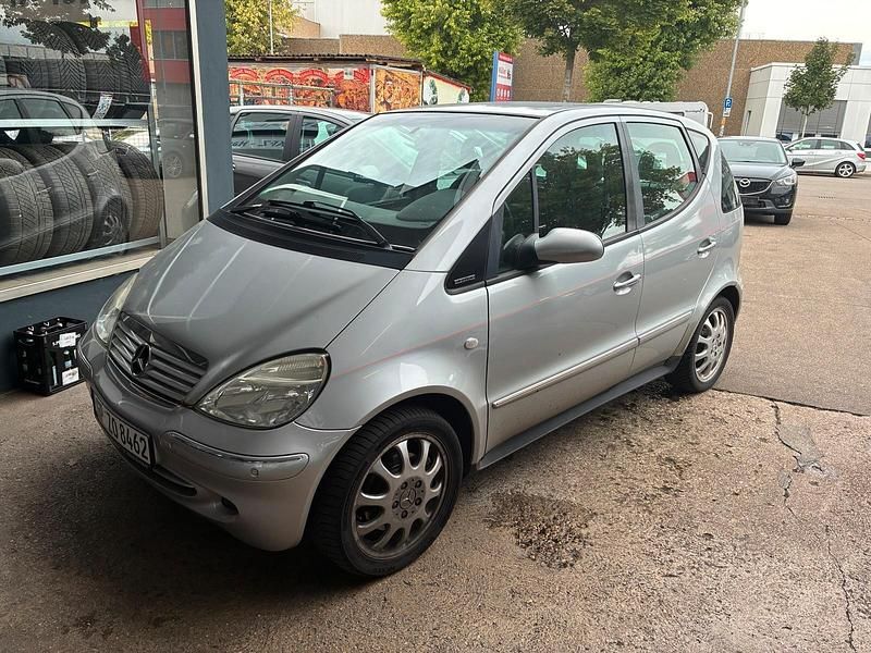 Silber Gebraucht 2001 Mercedes A190 Kleinwagen | 800 € (Guter Preis) - Bild 1/4