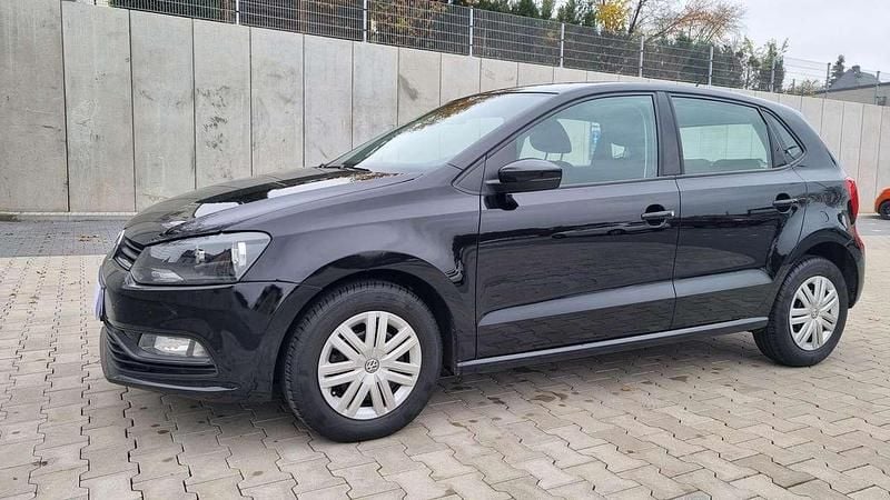 Schwarz Gebraucht 2017 VW Polo Trendline Limousine | 5.490 € (Superpreis) - Bild 1/4