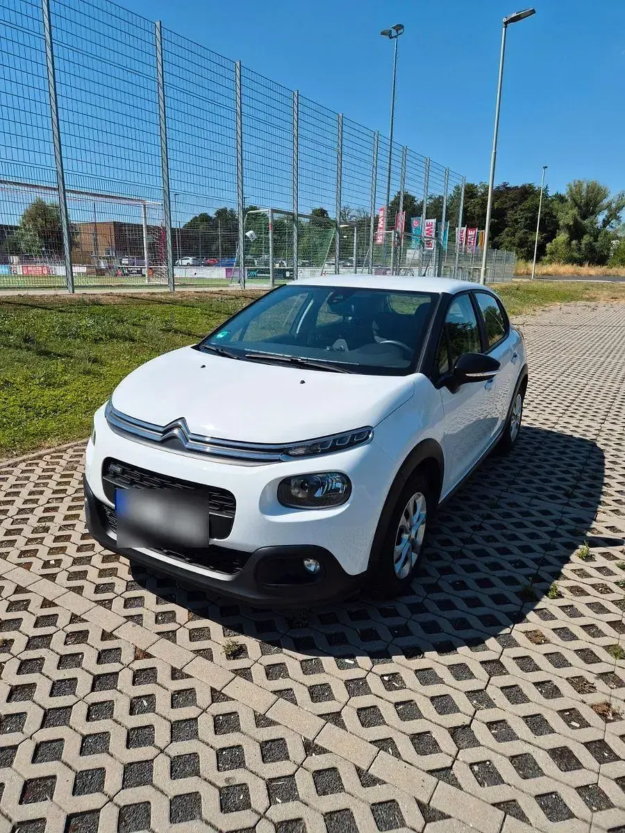 Gebraucht Citroën C3 Feel 82 PS (60 kW) 2017 Weiß Kleinwagen