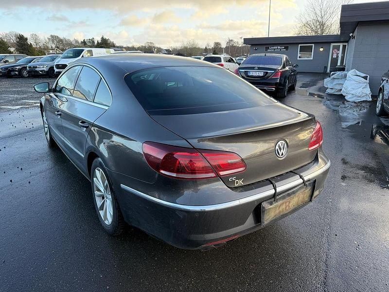 Second-hand VW CC Basis 177 CP (130 kW) 2014 Negru Berlinǎ