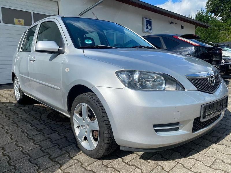 Silber Gebraucht 2004 Mazda 2 Active Van / Kleinbus | 850 € (Superpreis) - Bild 1/4