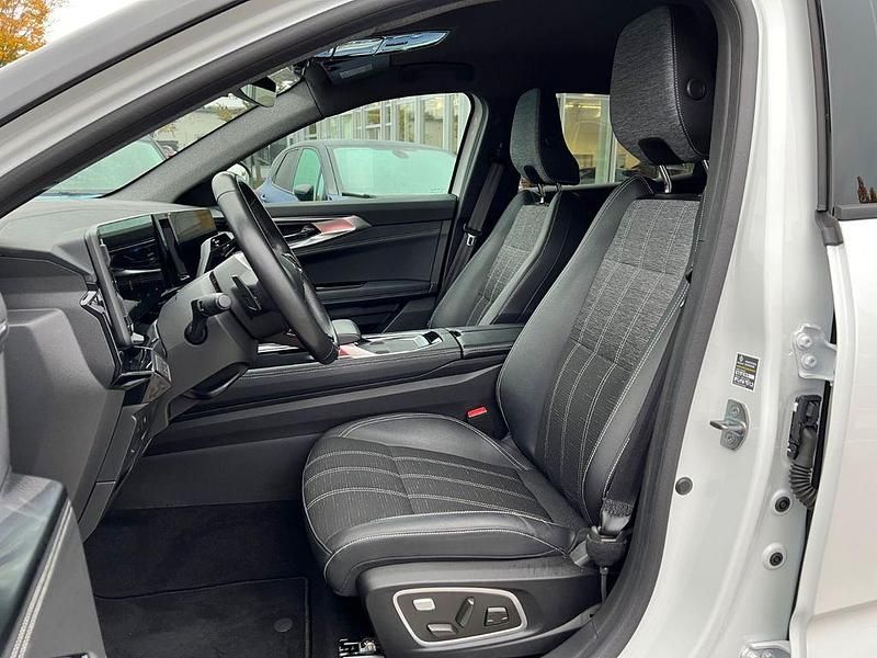 Gebraucht Renault Austral Techno 158 PS (116 kW) 2024 Schwarz SUV